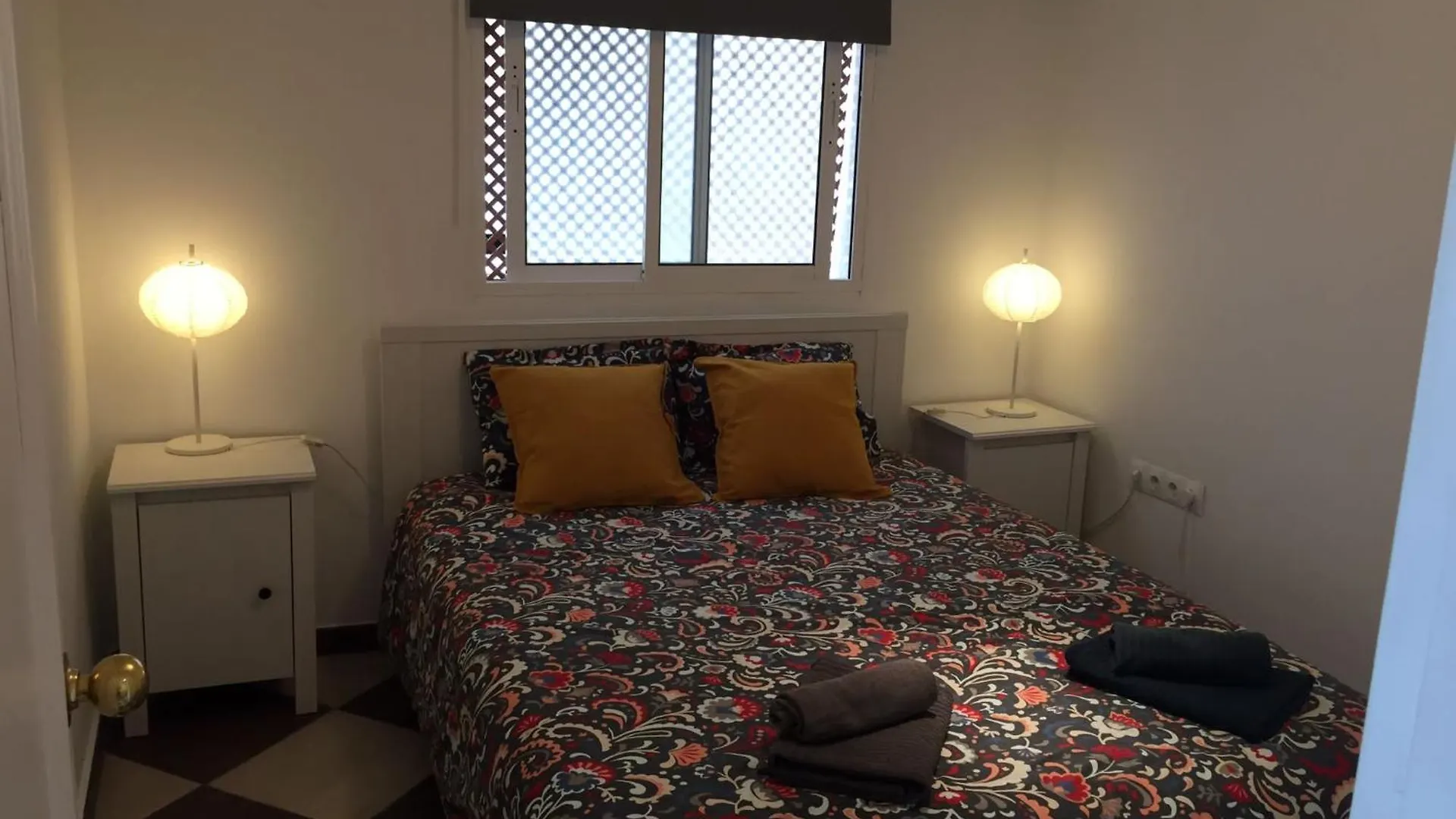 #232 Apartment For 4 People In The Center Of Torremolinos & Free Wifi